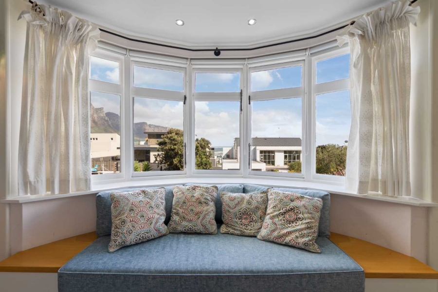 5 Bedroom Property for Sale in Camps Bay Western Cape